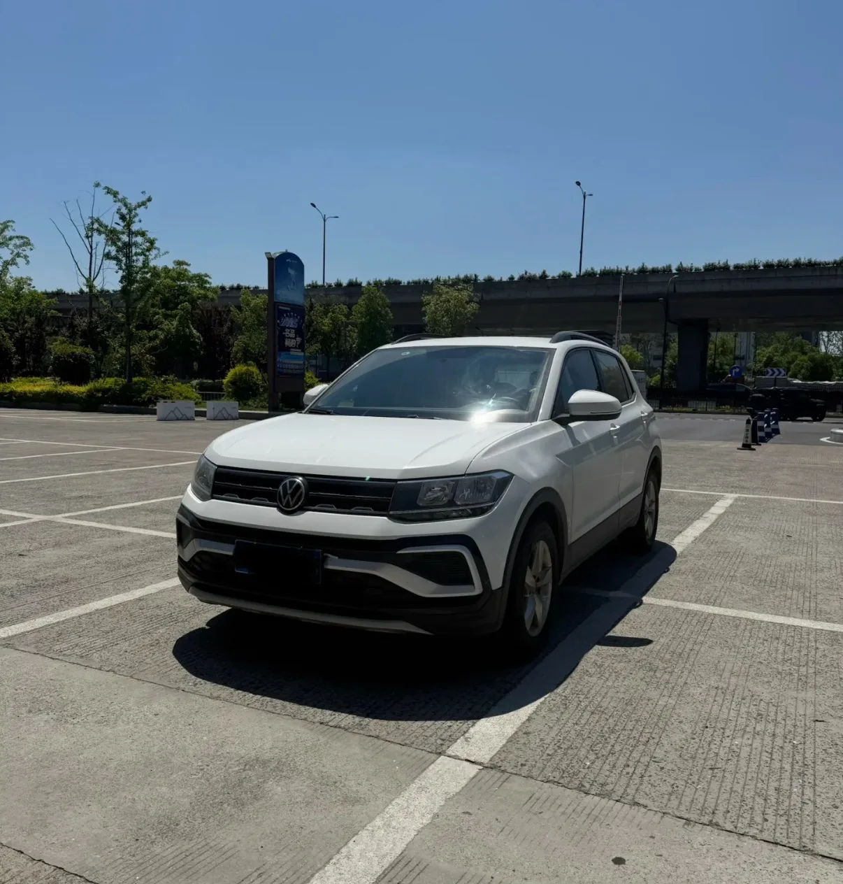 Volkswagen 2023 T-Cross (Tukai) 1.5 Style Edition (Facelift) Automatic Transmission