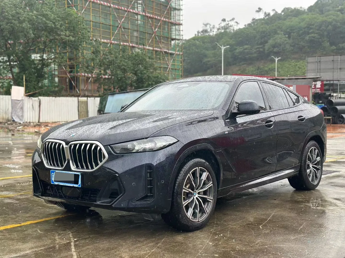 BMW X6 (Imported) 2023 Model Year X6 xDrive30i 48V 2.0T M Sport Package Automatic Transmission