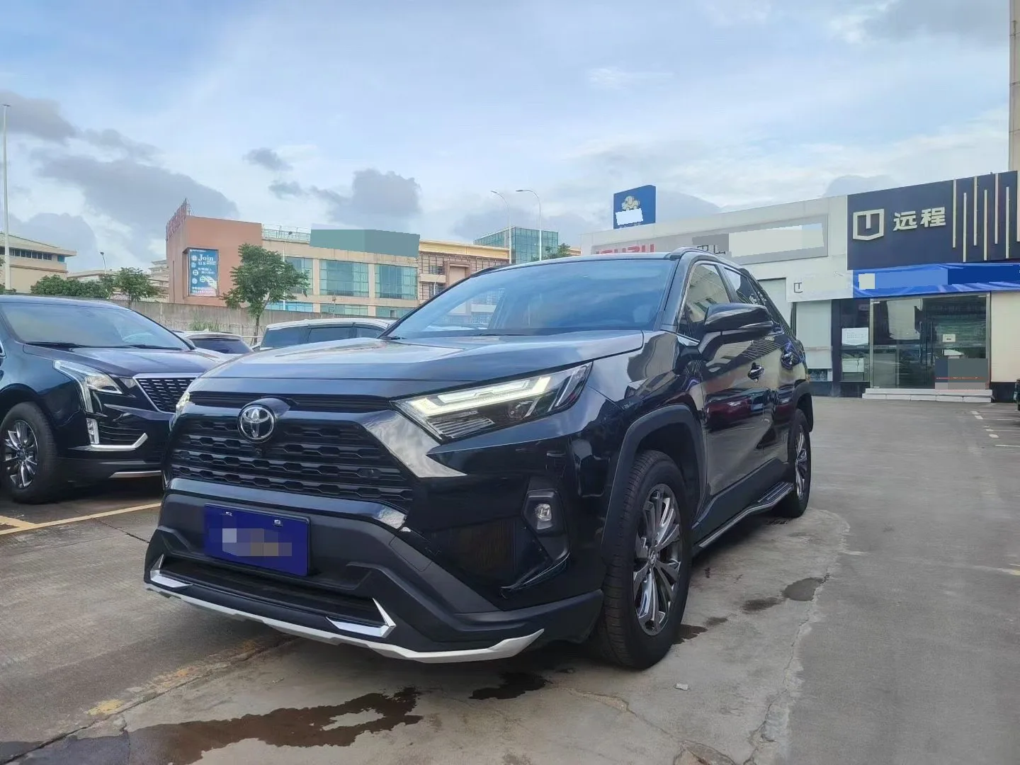 Toyota 2023 RAV4 2.0 CVT 2WD Fashion Plus Edition Automatic