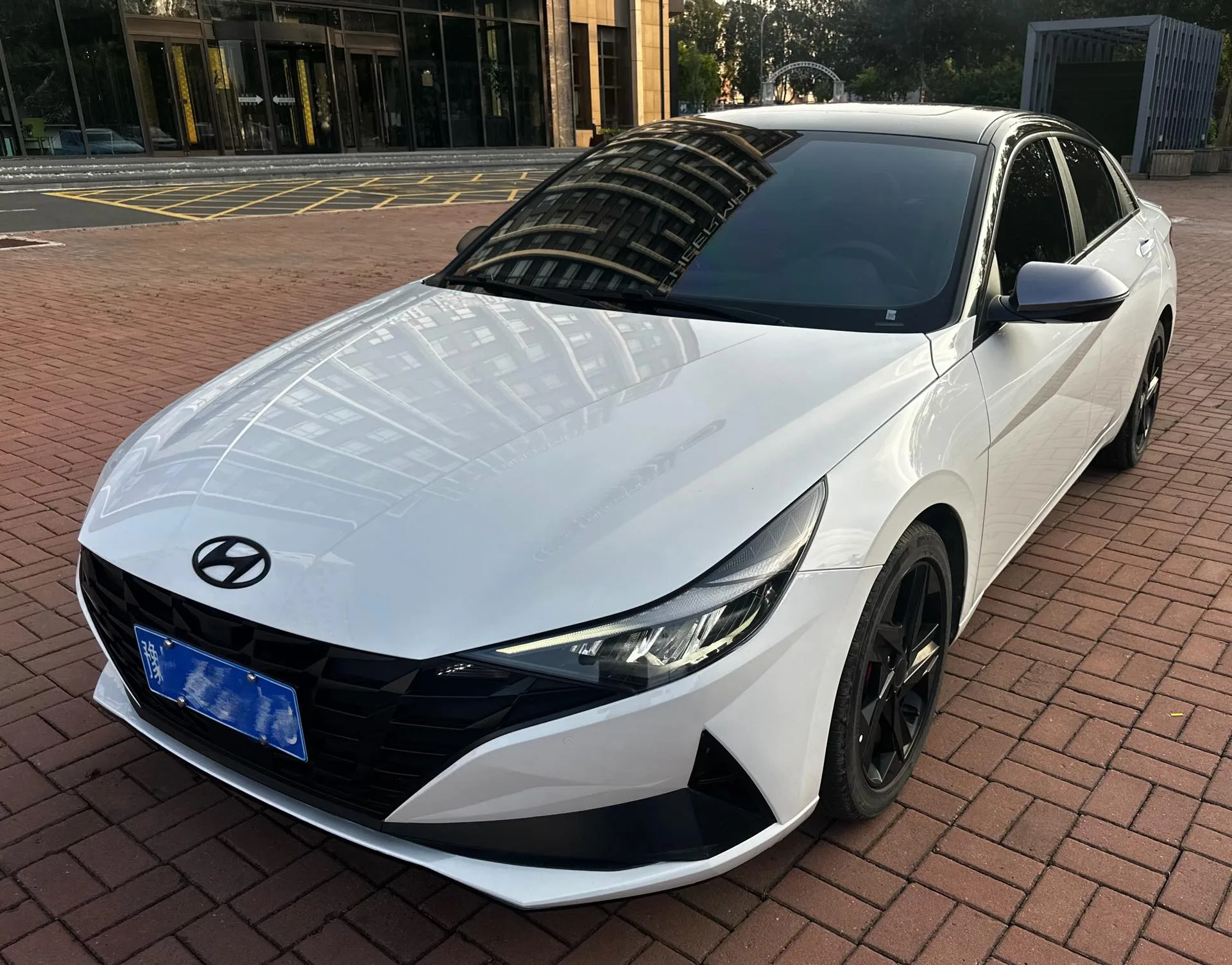 Hyundai Elantra 2022 1.5L CVT 20th Anniversary Edition