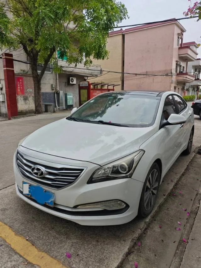 Hyundai Mistra 2016 1.6T Automatic Intelligent GLS