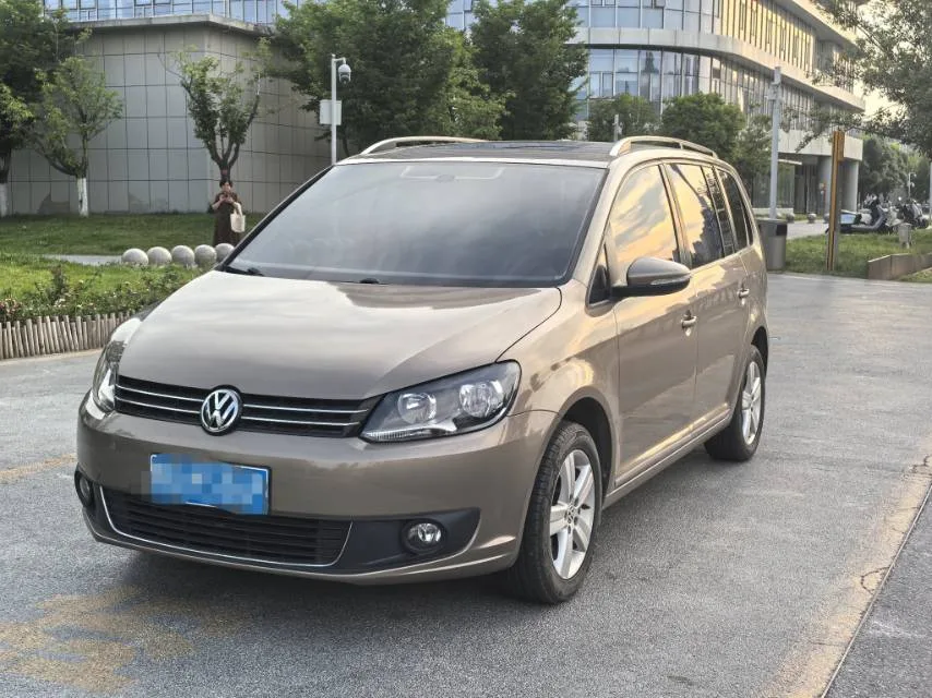 2013 Touran 1.4T DSG Comfort Edition 5-seater