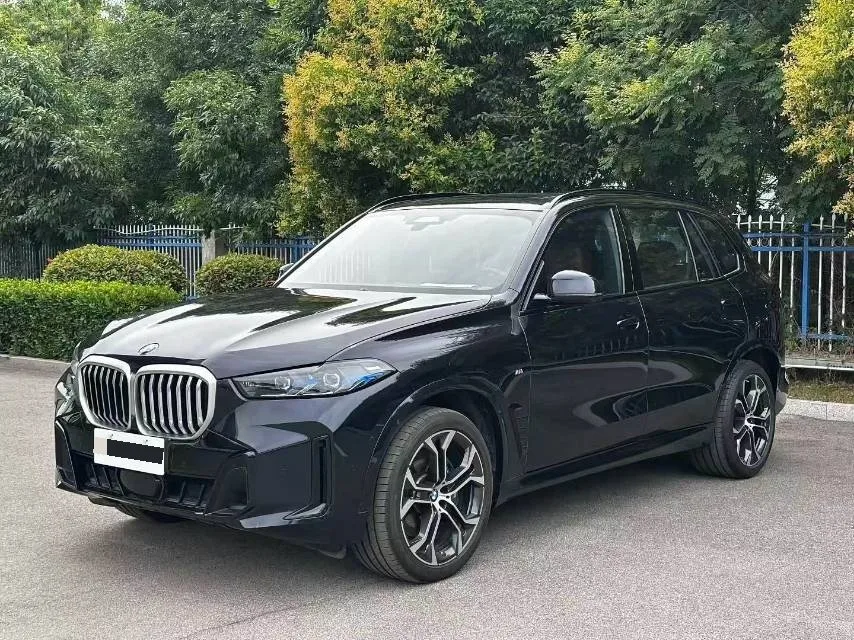 BMW 2023 X5 xDrive40Li 48V 3.0T Premium M Sport Night Edition Package, Automatic Transmission
