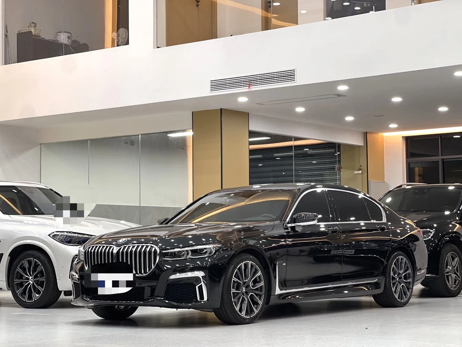 2021 BMW 7 Series 740Li Leading Edition M Sport Package