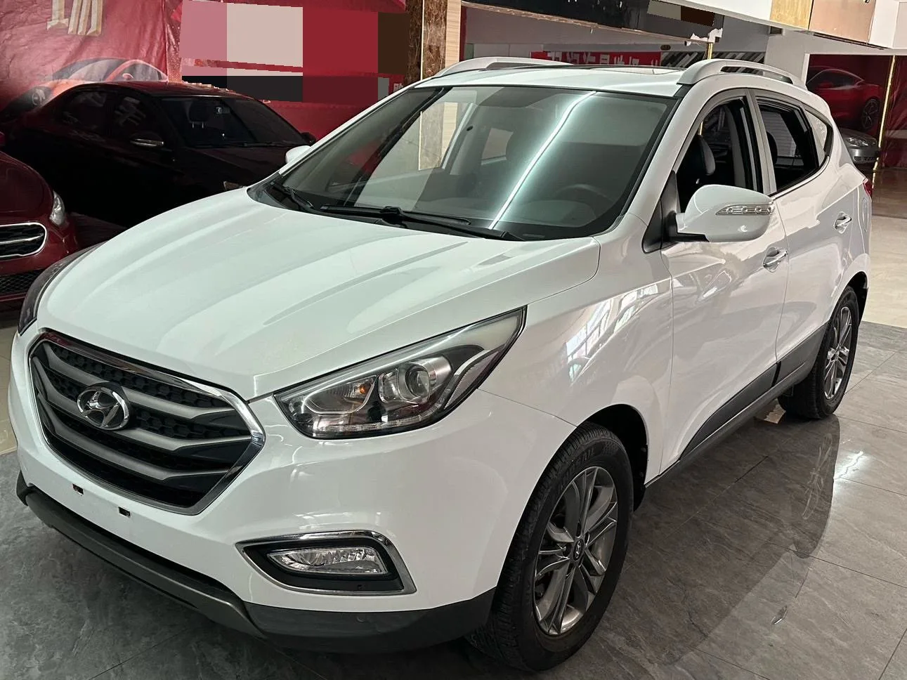 Пекин Хён ix35 2015 2,0 l Автоматический 2WD Умный Модель (Национальный) В Выбросы «Стандарт»)