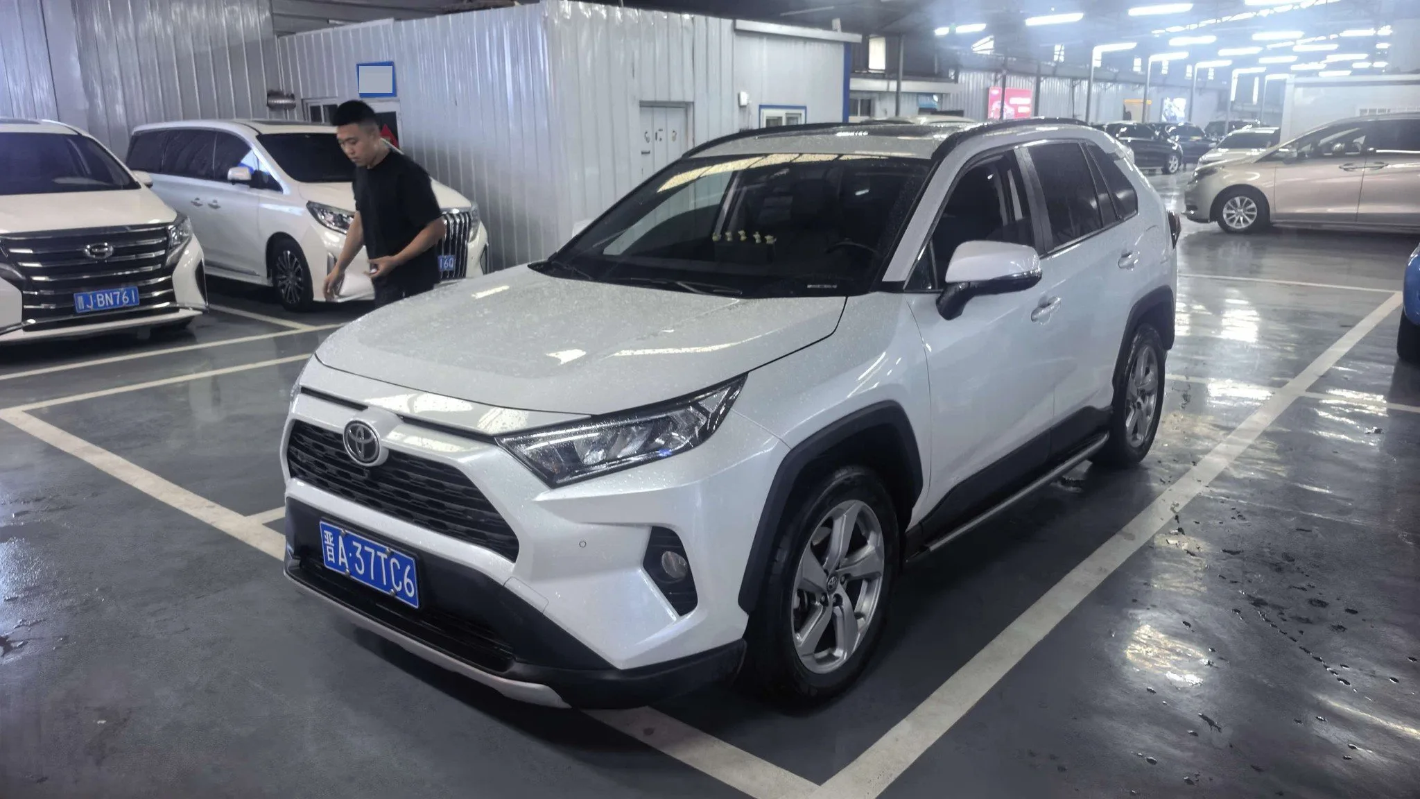 2022 RAV4 2.0L CVT 2WD Fashion Plus Edition