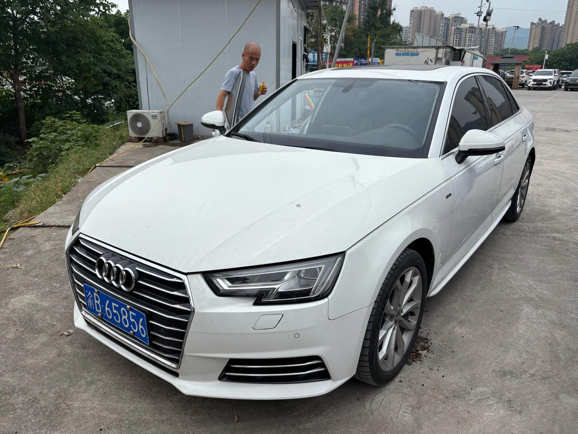 Audi A4L 2018 30th Anniversary Edition 40 TFSI Fashion Model