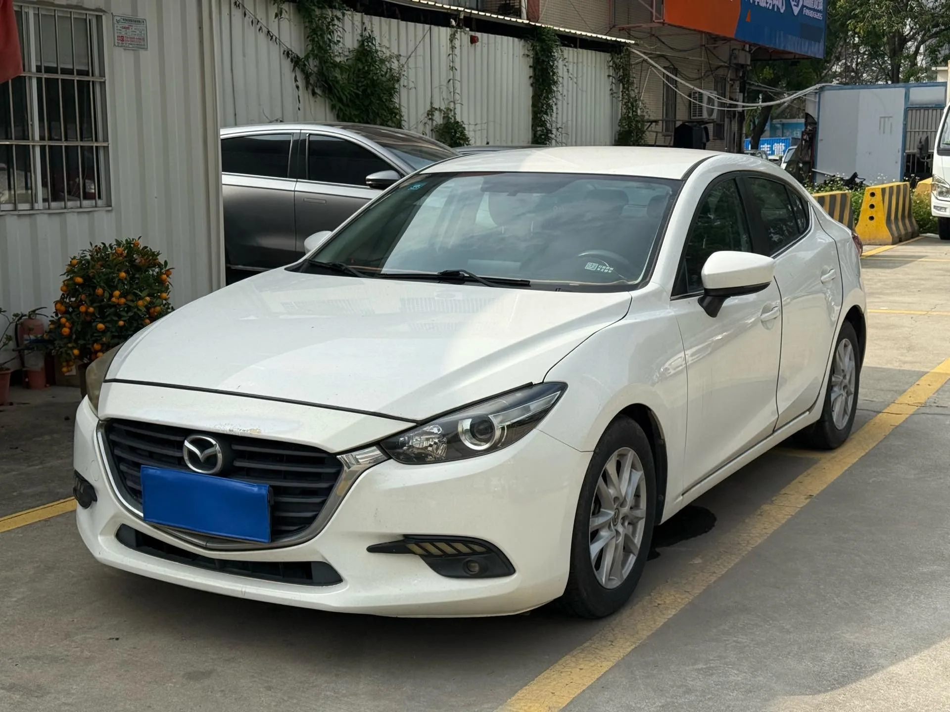 Mazda3 Axela 2019 Cloud Control Edition Sedan 1.5L Automatic Comfort Model (National V Emission Standard)