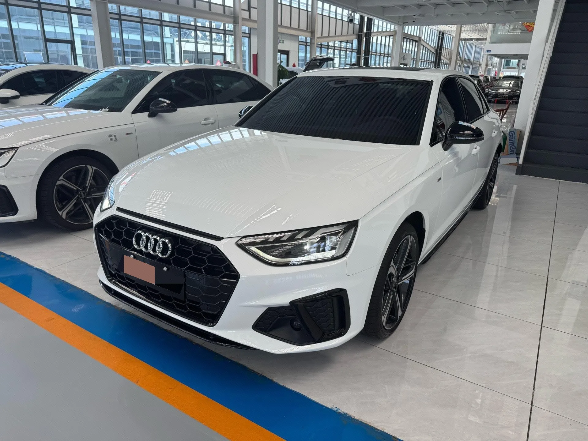 Audi 2025 A4L 2.0TFSI 40TFSI 2 Million Unit Enjoyment Edition Luxury Dynamic Model Automatic Transmission