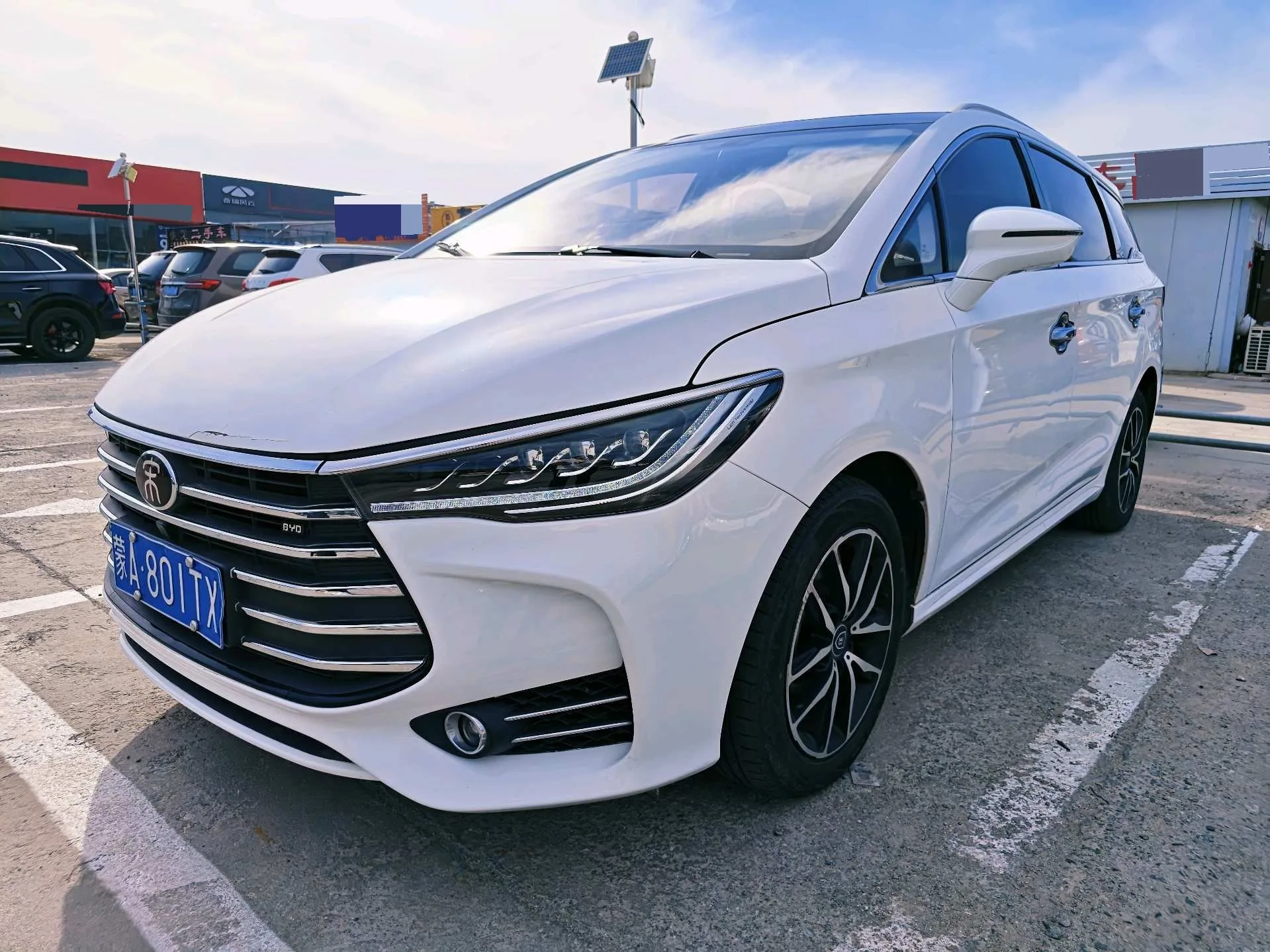 Song MAX 2017 1.5T Automatic Intelligent Elite 7-seater