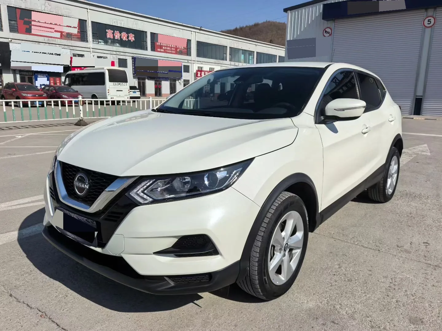 Nissan 2025 Qashqai Honor 2.0 CVT Honor XV+ Leading Edition Automatic
