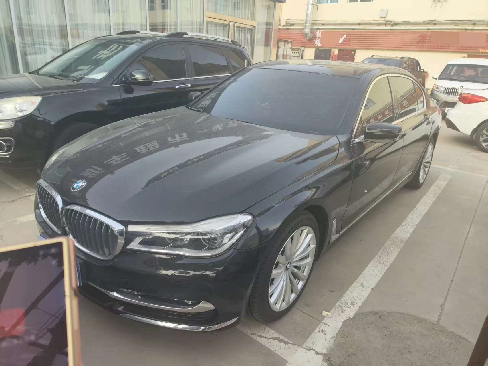 2016 BMW 7 Series 740Li Leading Edition