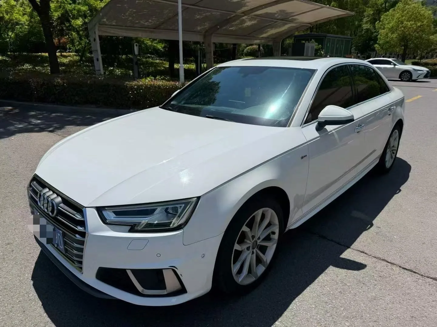 Ауди A4L 2019 40 TFSI Мода Версия (Китай МЫ Выбросы «Стандарт»)