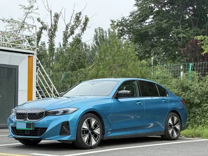 2024 BMW i3 eDrive 40 L Shadow Sport Package Automatic