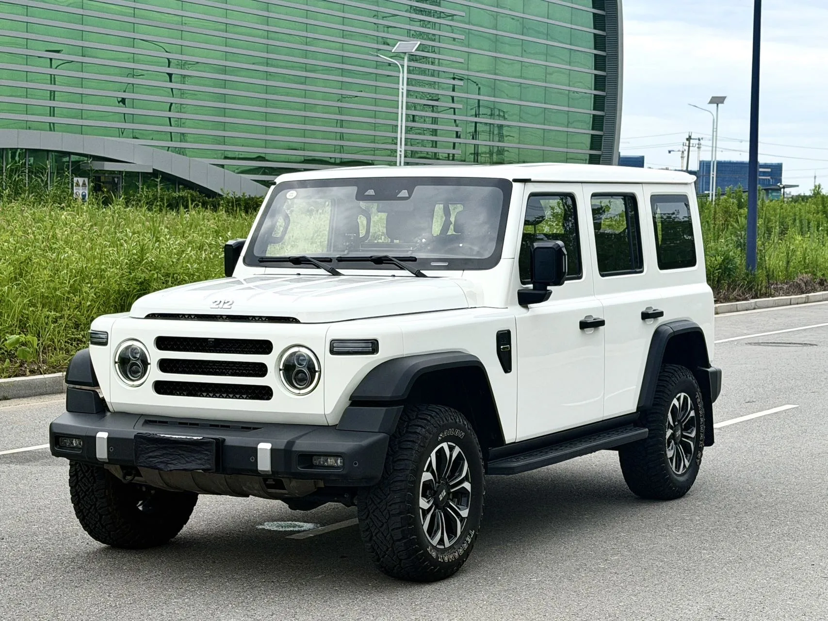 212 2024 Explorer T01 2.0T Automatic