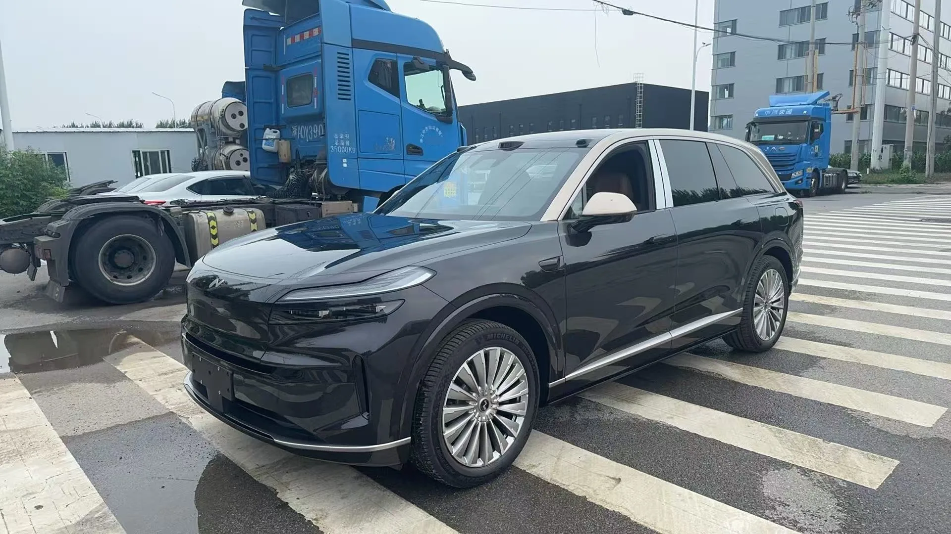 2026 Читать L90 Ультра+ 6-местный Автоматический