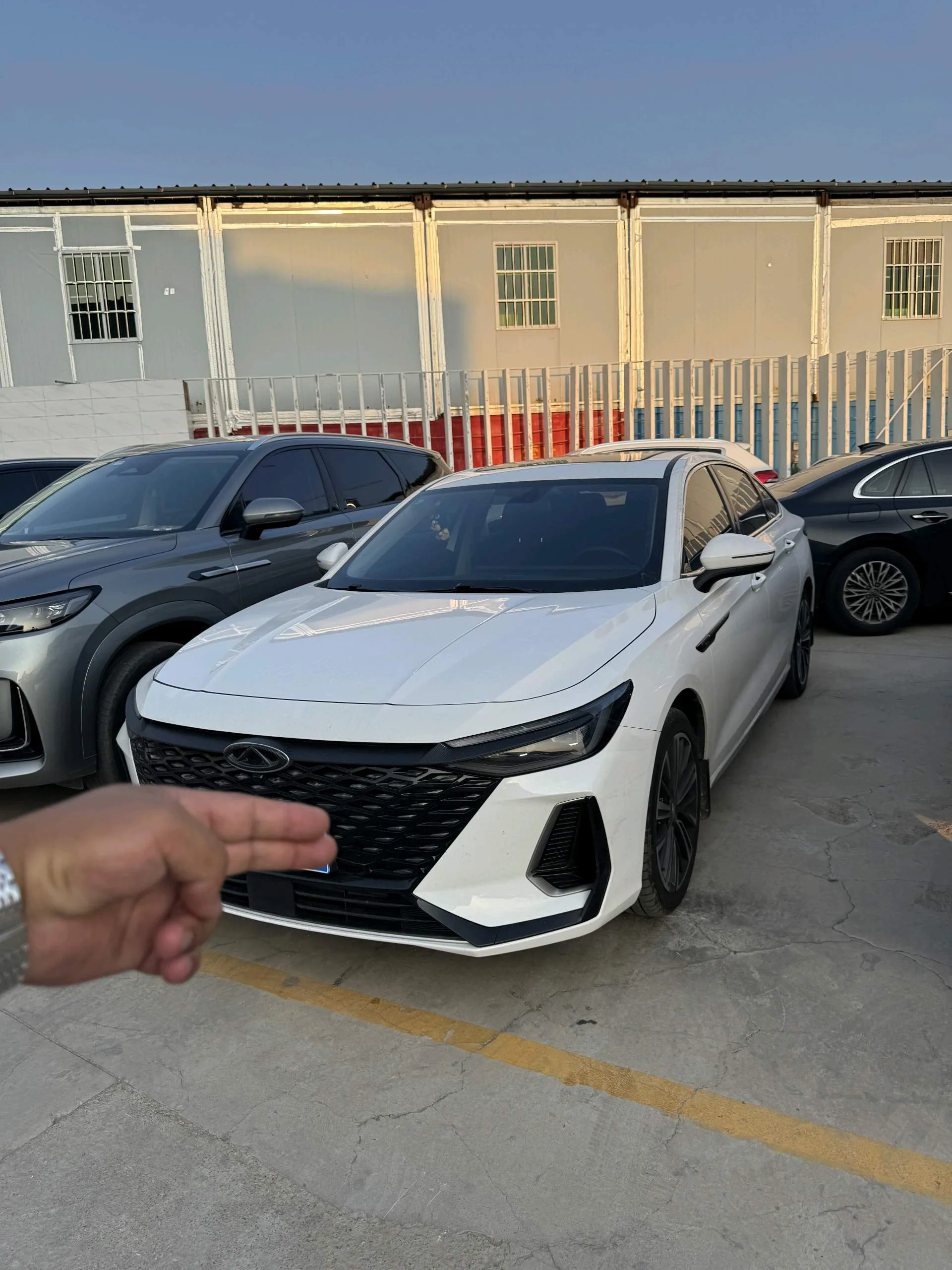 Arize 8 2022 Model Year 1.6T DCT Premium