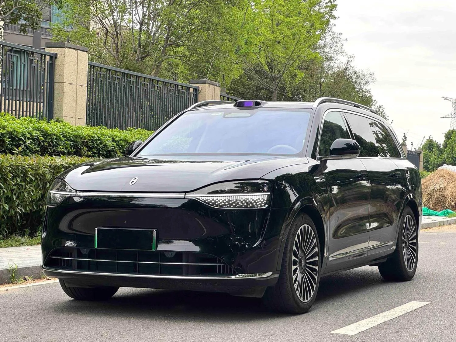 Wenjie M9 2024 Ultra Range Extended Edition 52kWh