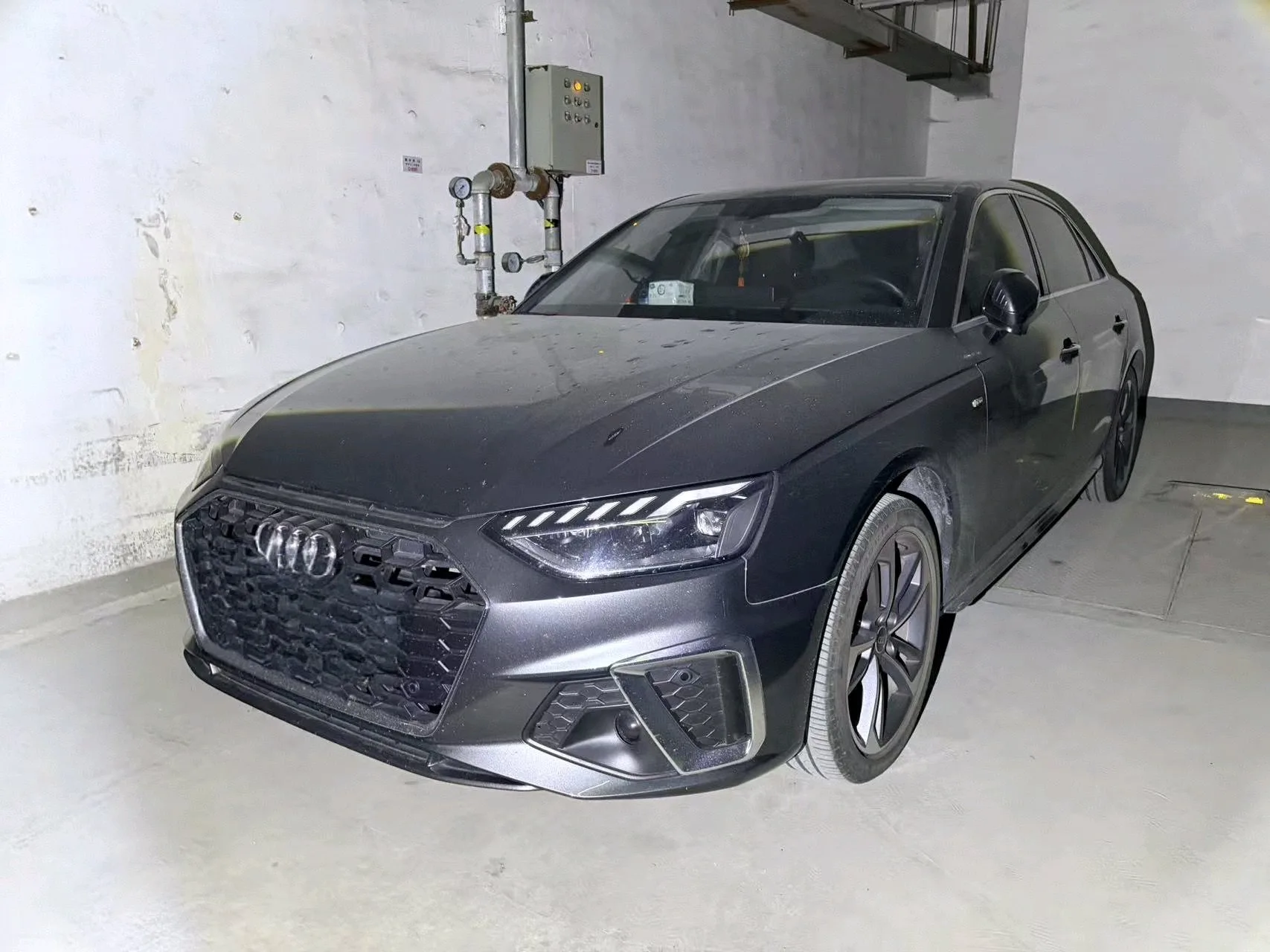Audi 2024 A4L 2.0TFSI 40TFSI Fashion Dynamic Automatic