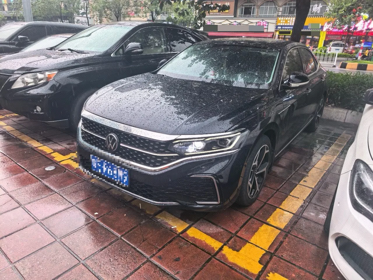 Volkswagen 2023 Passat 2.0TSI 330TSI Starlight Luxury Edition (Facelift) Automatic Transmission