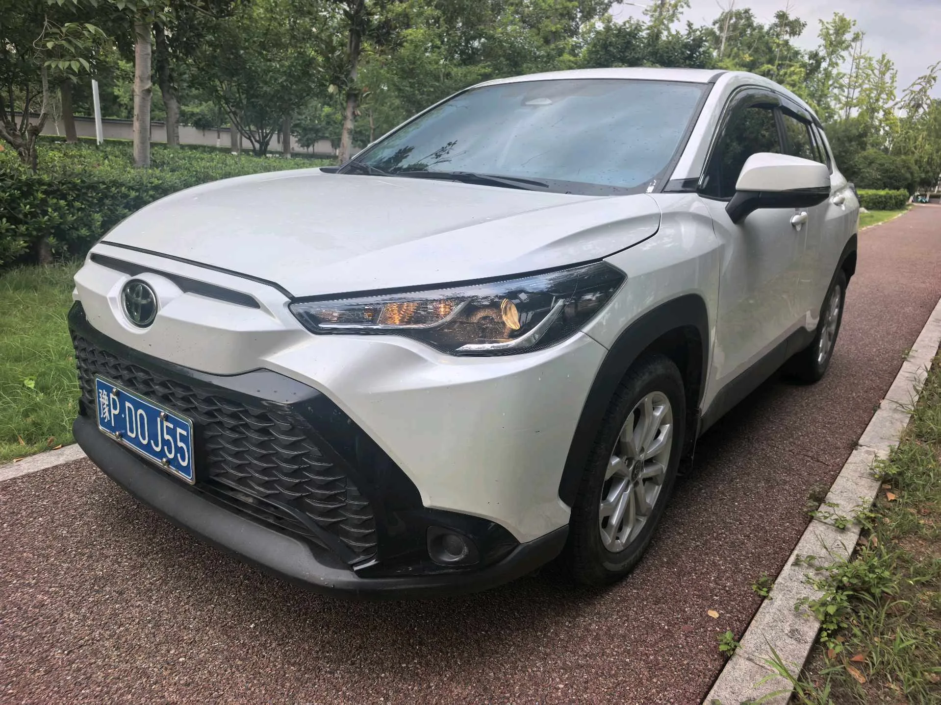Toyota 2023 Honda GL8 2.0L CVT Leading Edition Automatic