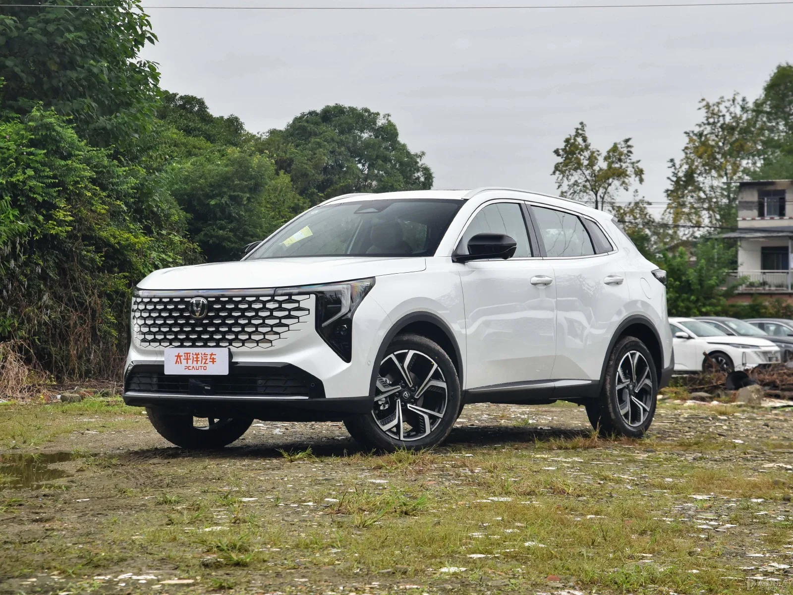 Changan 4th Generation CS55 Plus Sky Dome Deluxe Edition — Authorized new car for export from China (listing thumbnail)