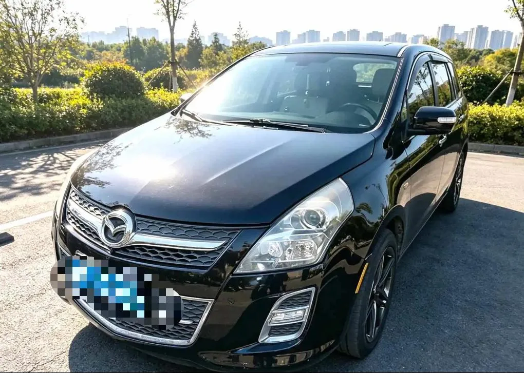 2015 Mazda 8 2.5L Premium Edition