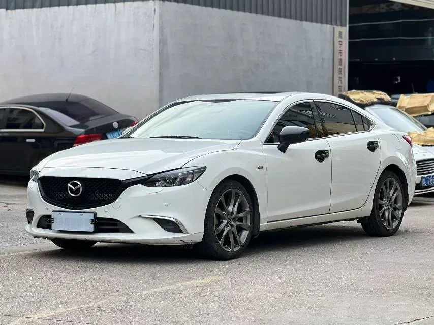 Mazda6 Atenza 2017 2.5L Blue Sky Premium Edition
