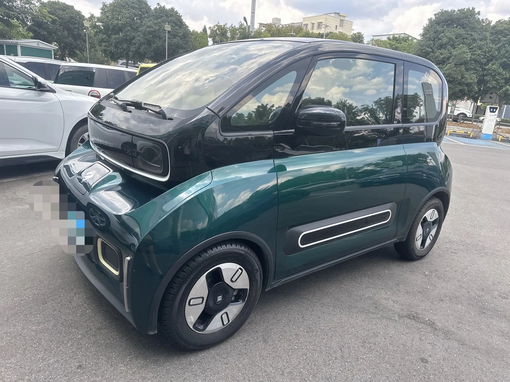 2022 Baojun KiWi EV Designer Light Edition with Ternary Lithium Battery