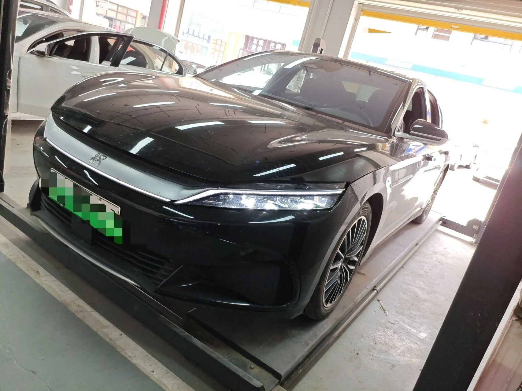 BYD 2024 Han EV 506KM Glory Edition Front-Wheel Drive Premium Automatic