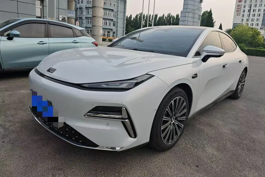 Galaxy Star 8 2025 Model 130km EM-i Flagship Edition