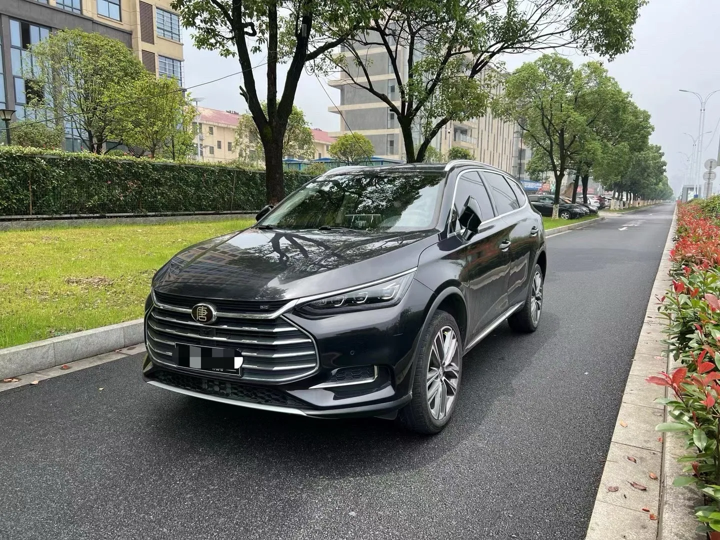 Tang 2019 2.0T Automatic Intelligent Connected Premium 7-seater National VI Emission Standard