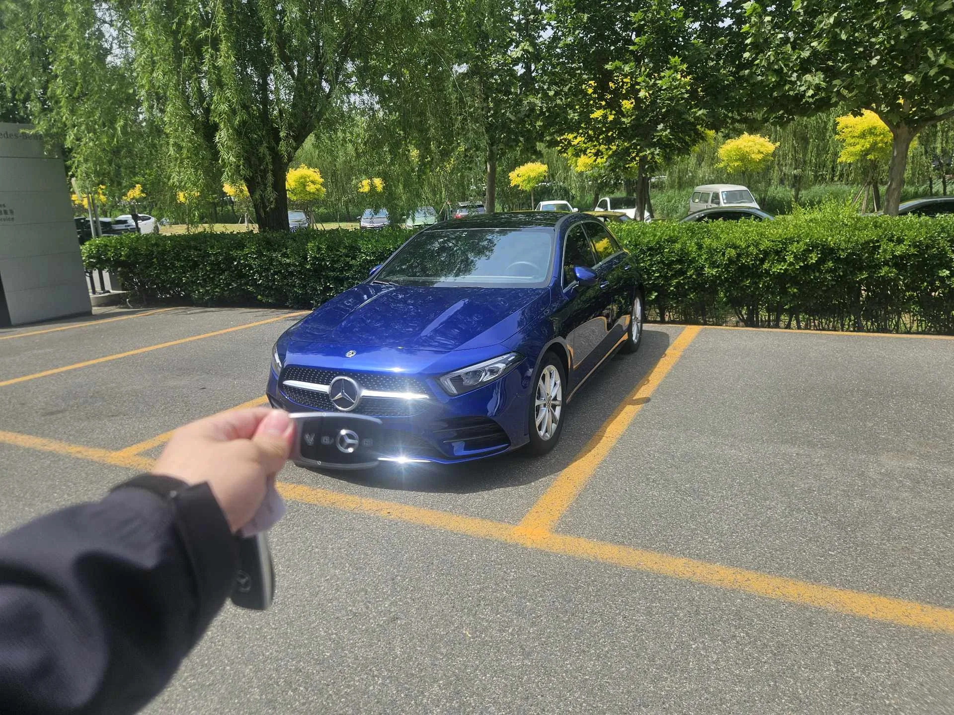 Mercedes-Benz A-Class 2020 Facelift A 200 L Sport Sedan Dynamic Edition