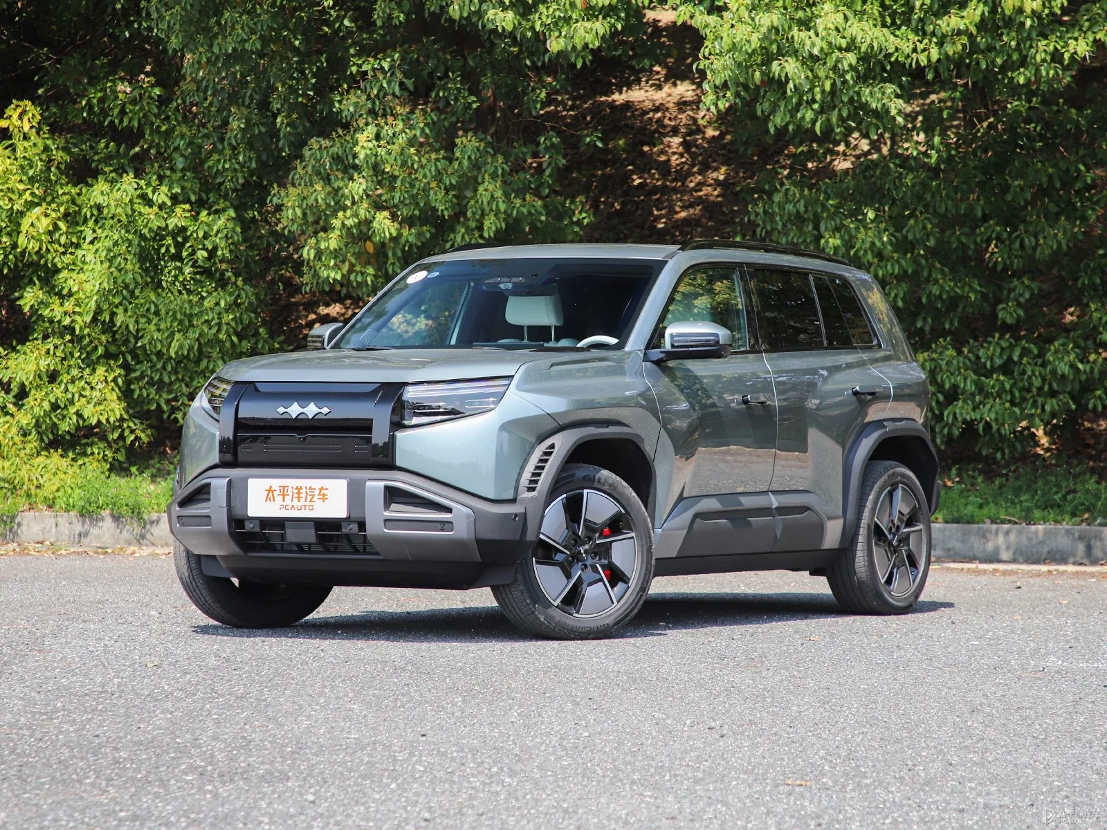 Fangchengbao Global Version Ti3 501 AWD Ultra — Authorized new car for export from China (listing thumbnail)