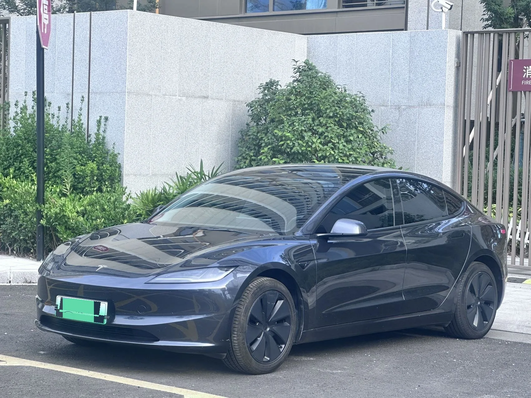 Model 3 2023 Rear-Wheel Drive
