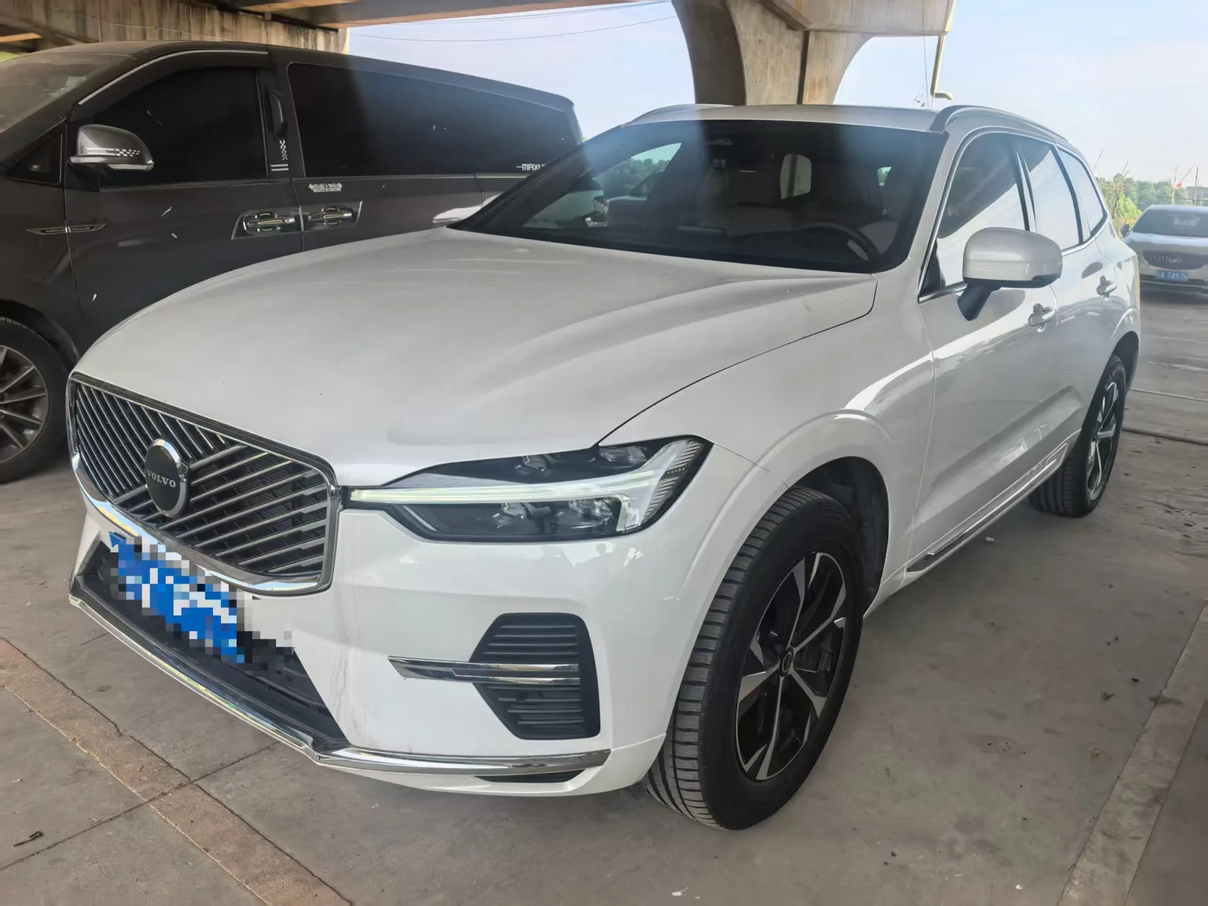 2026 Вольво XC60 48 В 2,0 Т B5 Полный привод Надпись Роскошь Версия (Автоматический)