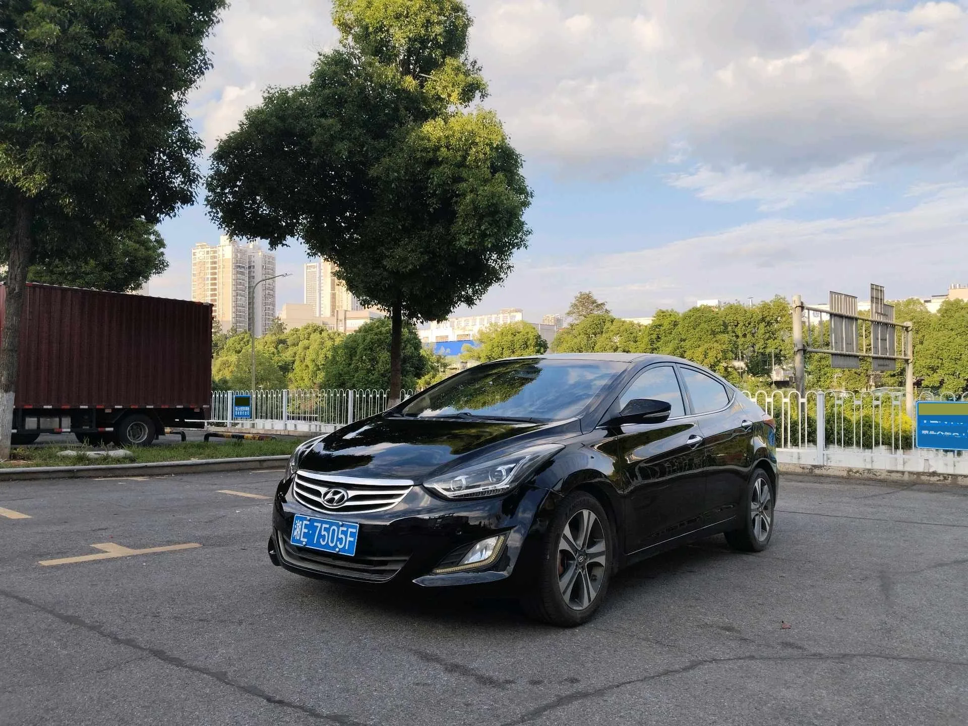 Hyundai Elantra 2012 1.8L Automatic Premium Edition