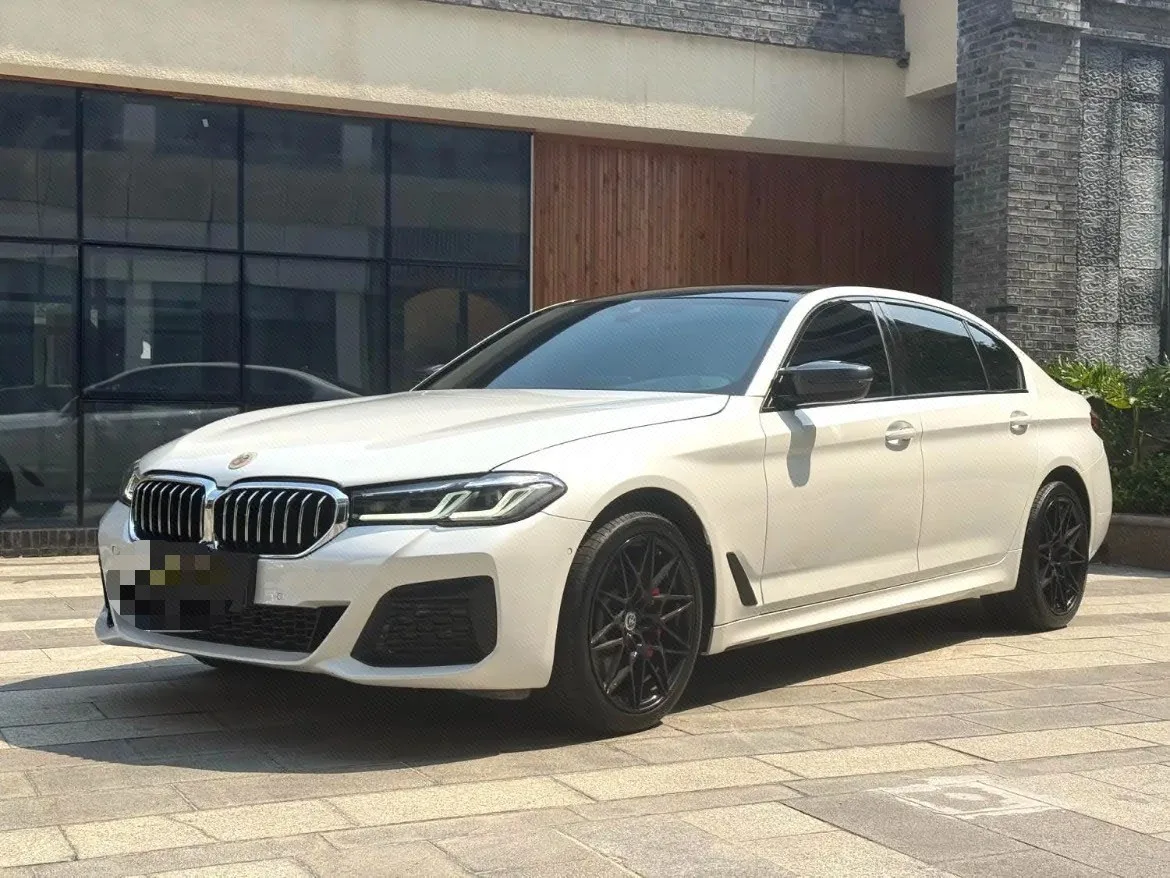 BMW 5 Series 2022 Facelift II 530Li Leading Model M Sport Package