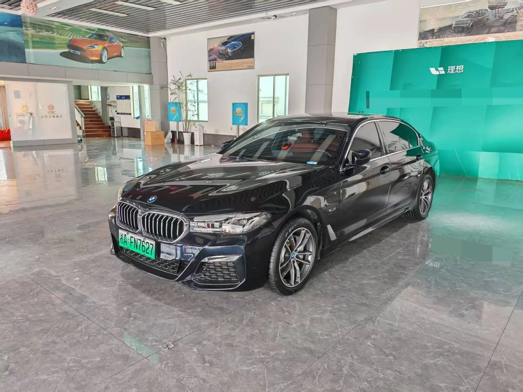BMW 5 Series PHEV 2021 535Le M Sport Package