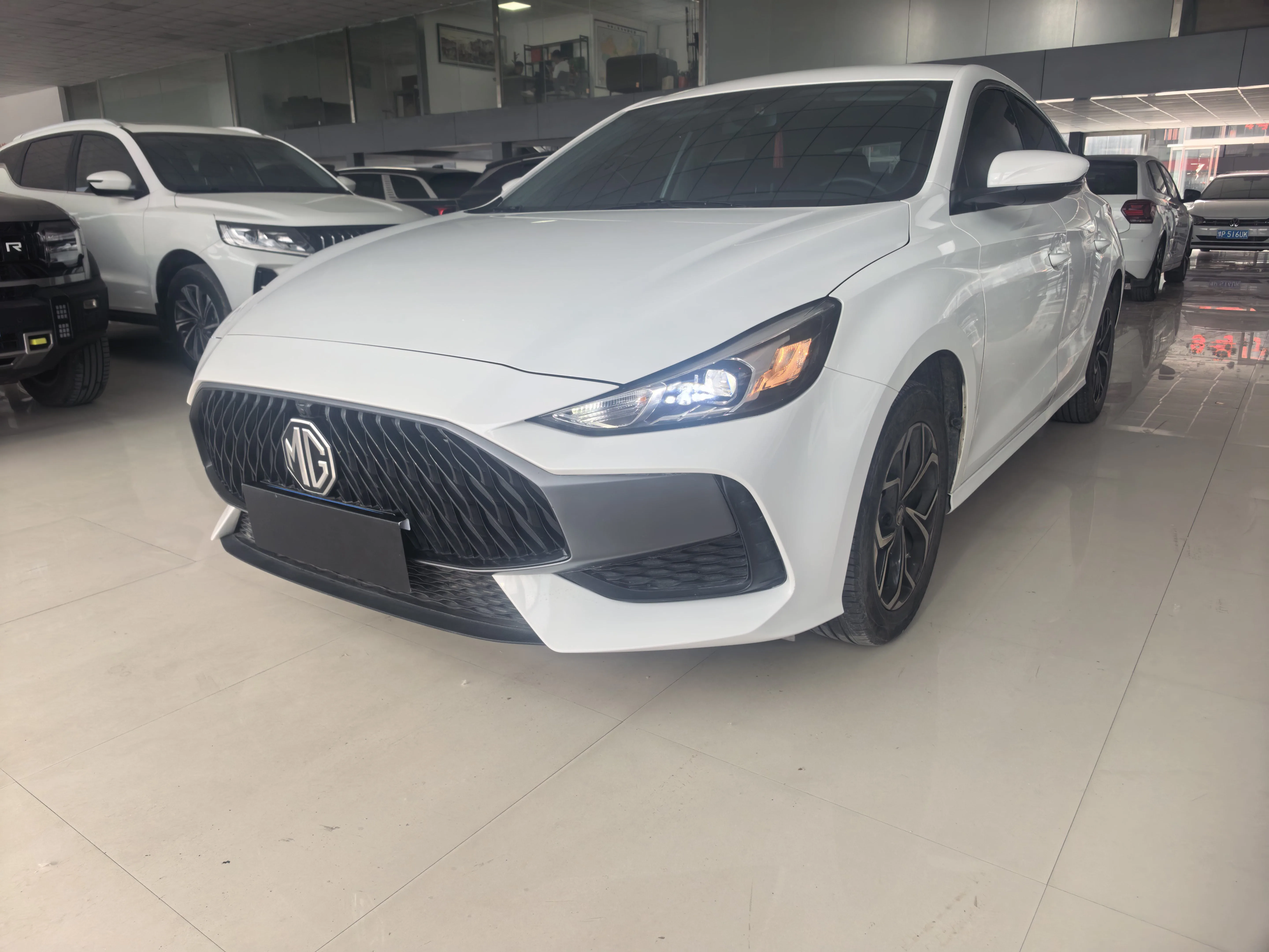 2023 MG5 1.5 180DVVT 青年 风格 版 （手动的 传播）
