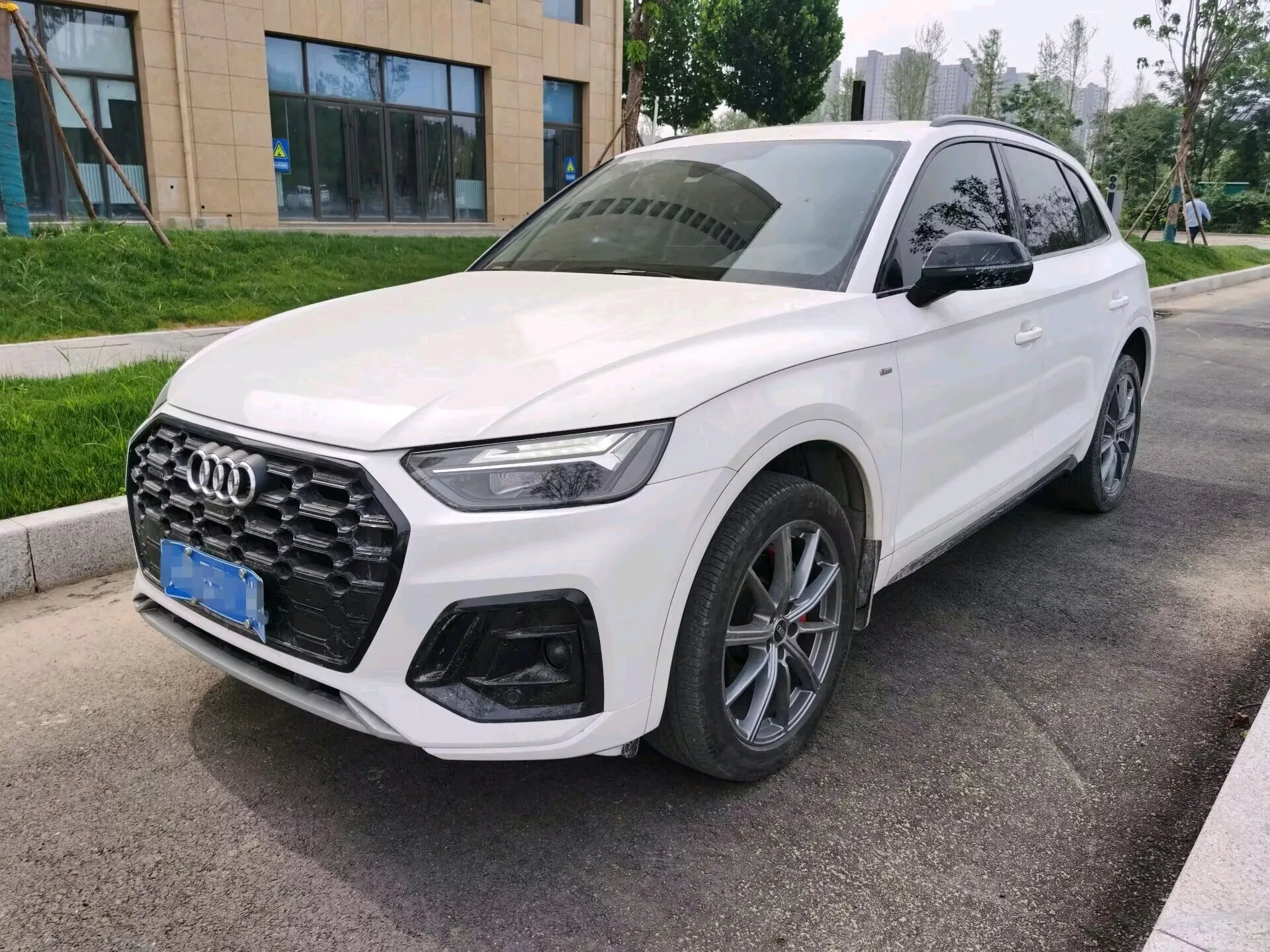 Audi Q5L 2022 40T RS Package Sport Edition