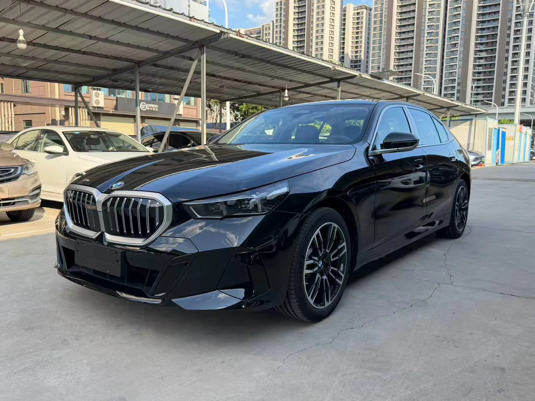 2026 BMW 5 Series 530Li 48V 2.0T Leading M Sport Package (Facelift) Automatic