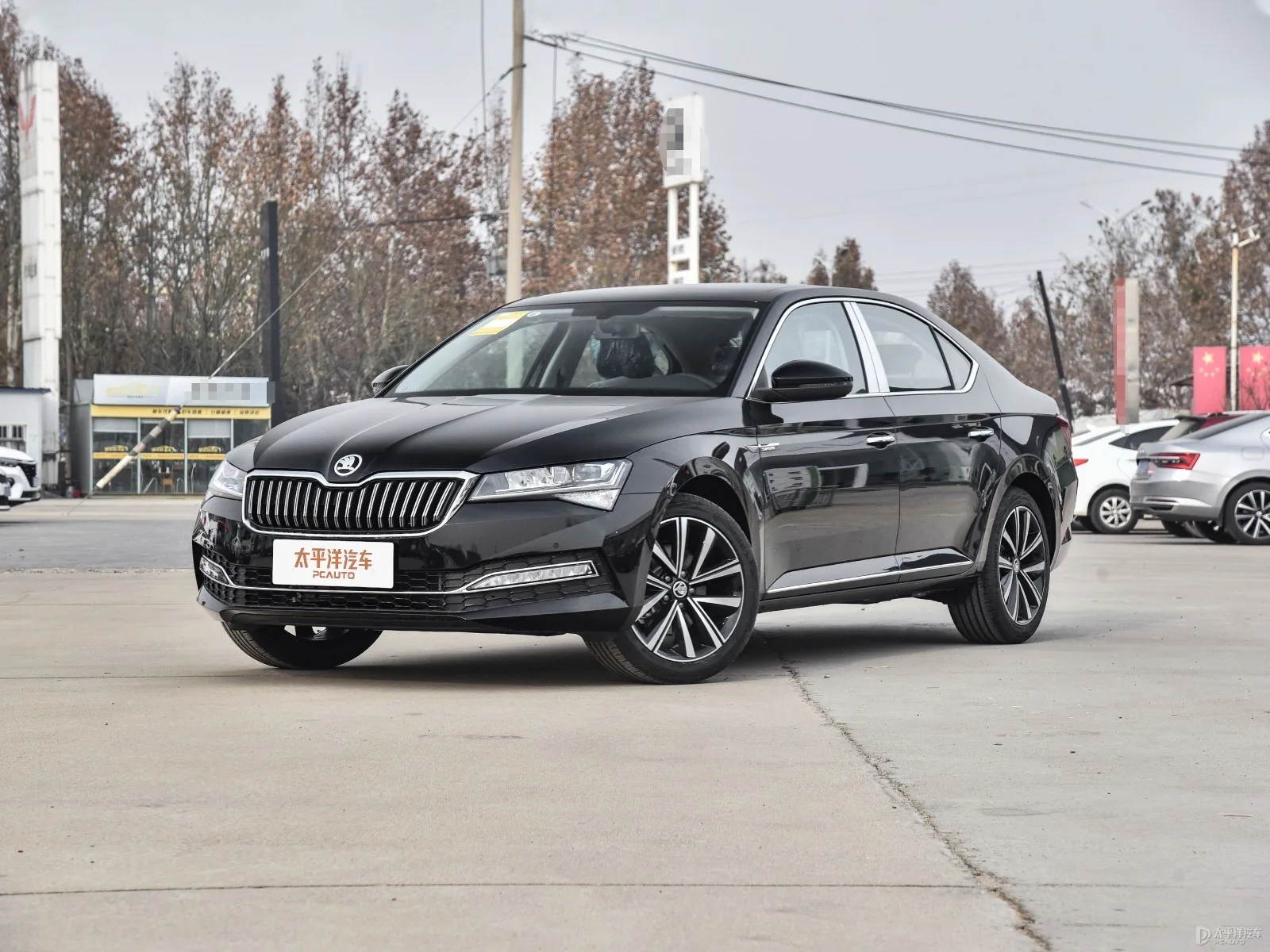 Škoda Superb 2025 TSI280 DSG Premium Edition — Modified new car for export from China (listing thumbnail)