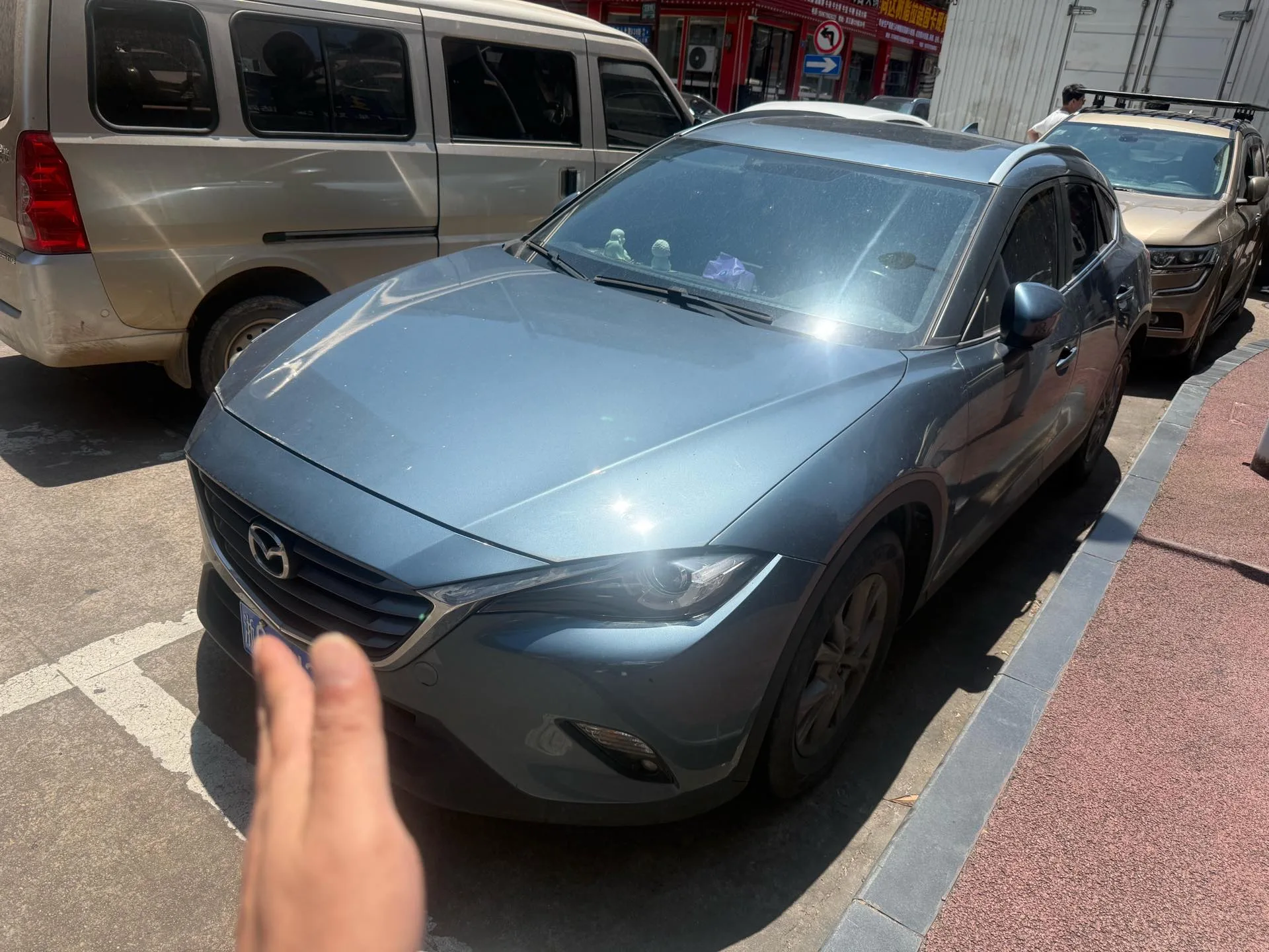 Mazda CX-4 2020 2.0L Automatic 2WD Blue Sky Premium Edition