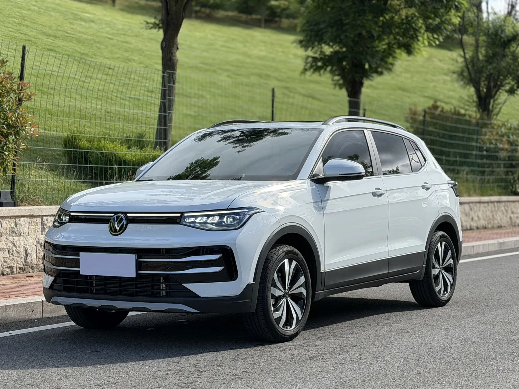 Volkswagen 2025 Tharu New Elite 1.5 Sharp Edition Automatic