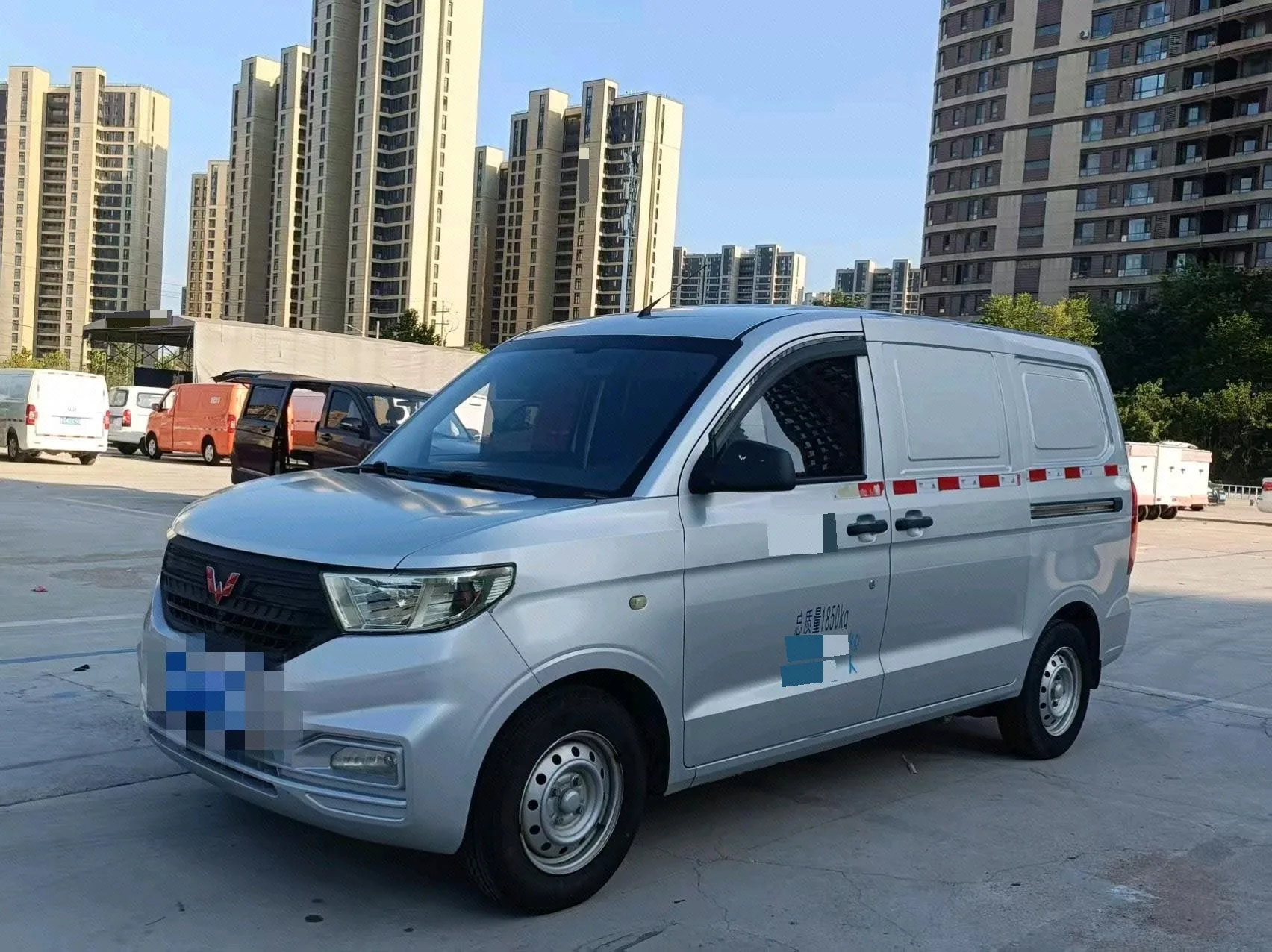 Wuling 2022 Hongguang V 1.5 Enjoy Edition (Manual Transmission)