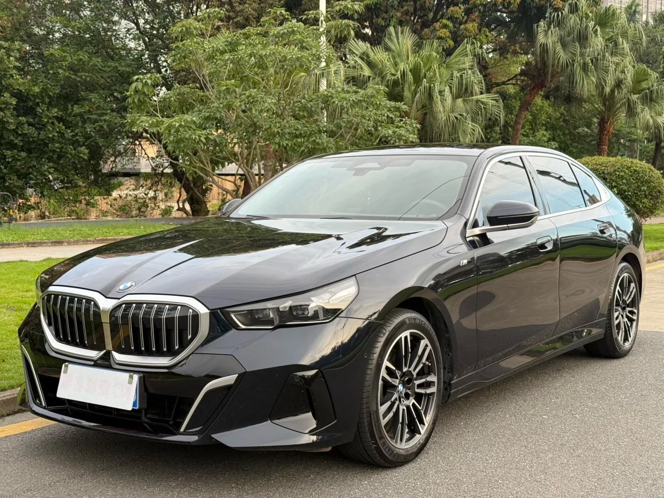 2024 BMW 5 Series 530Li 48V 2.0T Leading M Sport Package Automatic