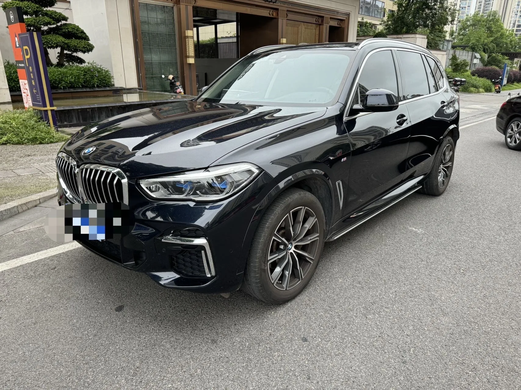 BMW X5 2022 Facelift xDrive 30Li M Sport Package