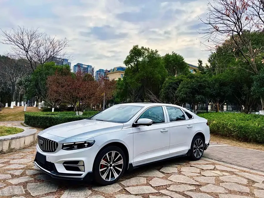 Geely 2025 Xingrui 1.5TD Oriental Yao Kunlun Edition Automatic