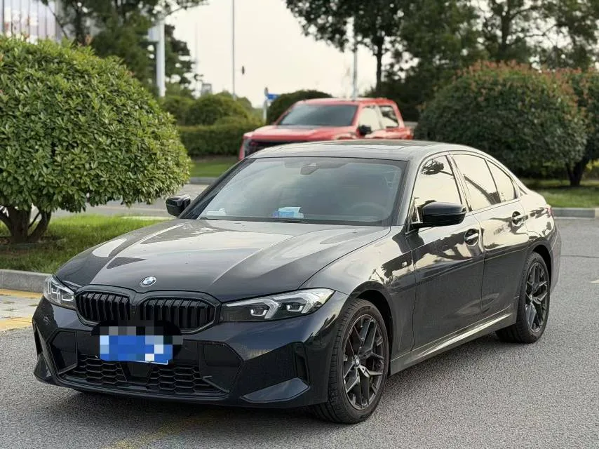 2025 BMW 3 Series 330i 2.0T M Sport Shadow Edition Automatic